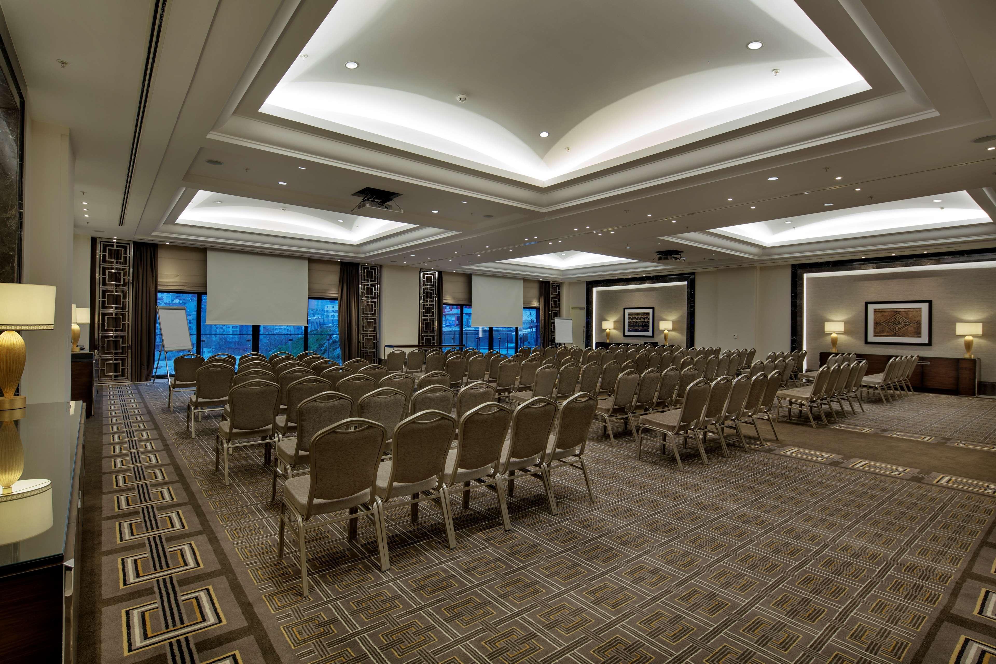 Hotel Hilton Istanbul Bomonti Exterior foto The ballroom