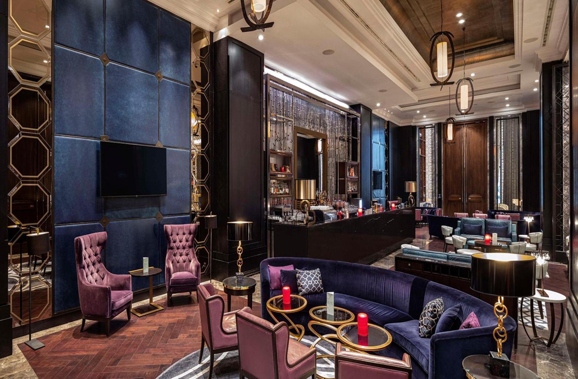 Hotel Hilton Istanbul Bomonti Exterior foto The Bar